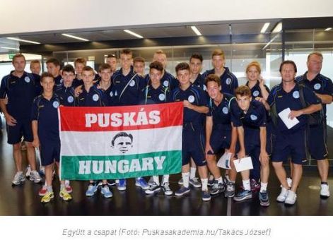 2014.09.07._puskas_egyutt_a_csapat.jpg