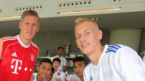 bastian_es_tomi.jpg